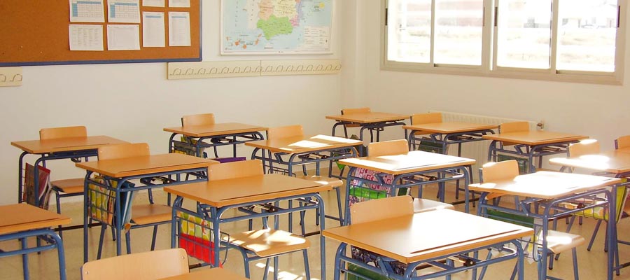 limpiezas-tres-servicios-de-limpieza-abadilla-de-cayon-cantrabria-aulas